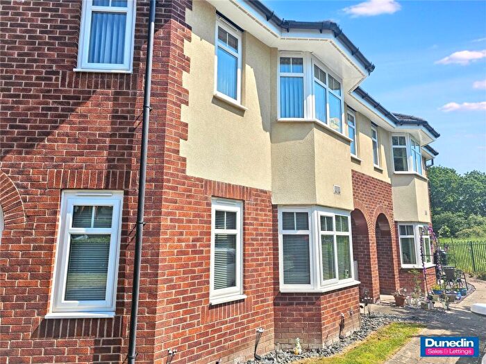 2 Bedroom Apartment For Sale In Bell Court, Northfield, Birmingham, B31