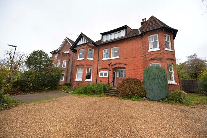 1 Bedroom Flat To Rent In Blenheim Avenue, Southampton, SO17