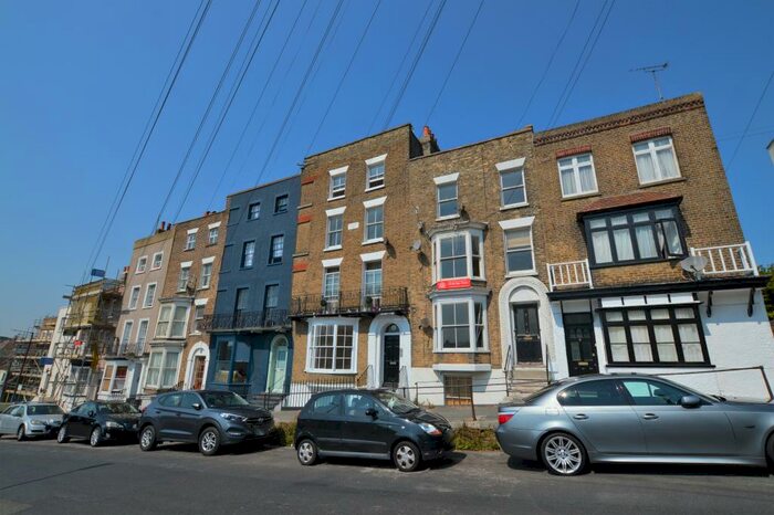1 Bedroom Flat To Rent In Margate, CT9