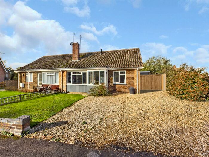 2 Bedroom Bungalow For Sale In Plough Corner, Sydenham, Chinnor, Oxfordshire, OX39
