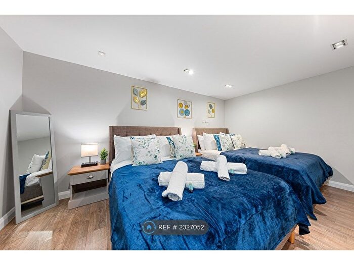 1 Bedroom Flat To Rent In Lavender Hill, London, SW11
