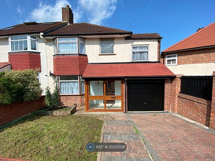4 Bedroom Semi-Detached House To Rent In Berryhill, London, SE9