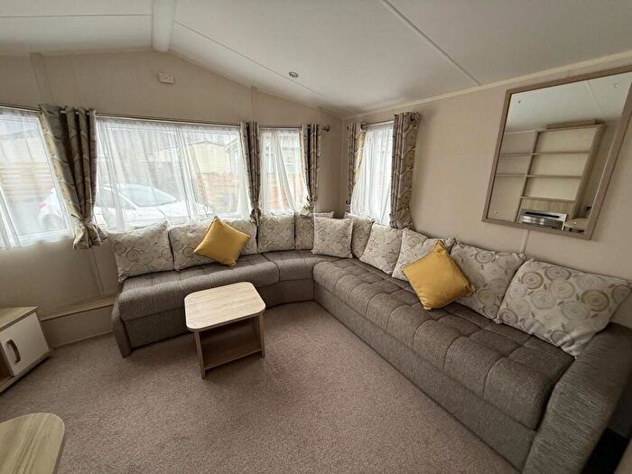 2 Bedroom Caravan For Sale In Castle Douglas, Dumfries And Galloway, DG7
