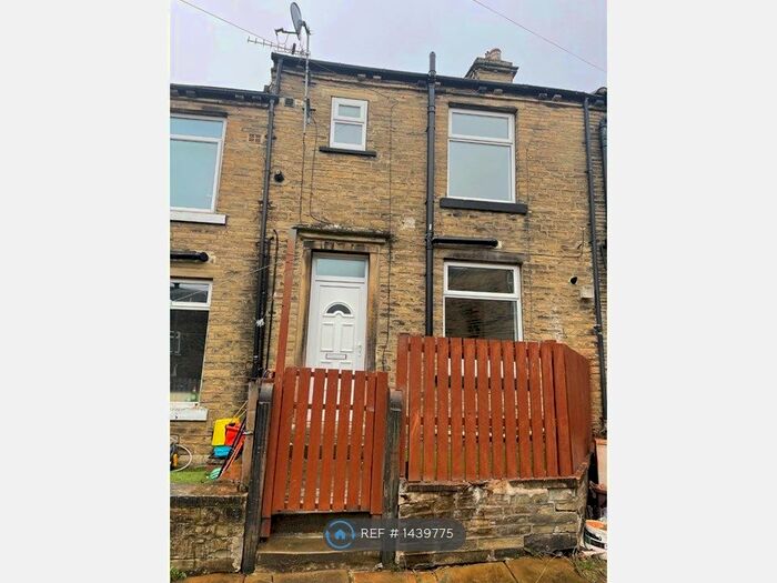 2 Bedroom Terraced House To Rent In Rogerson Square, Brighouse, HD6