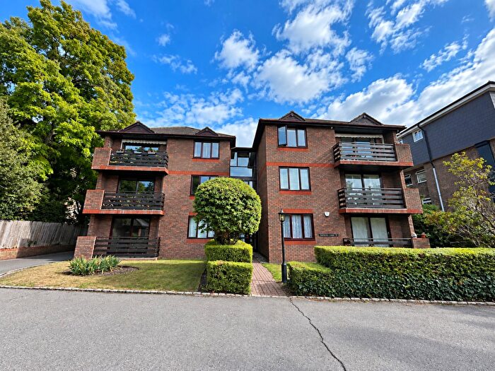 1 Bedroom Flat For Sale In Rectory Road, Beckenham, BR3