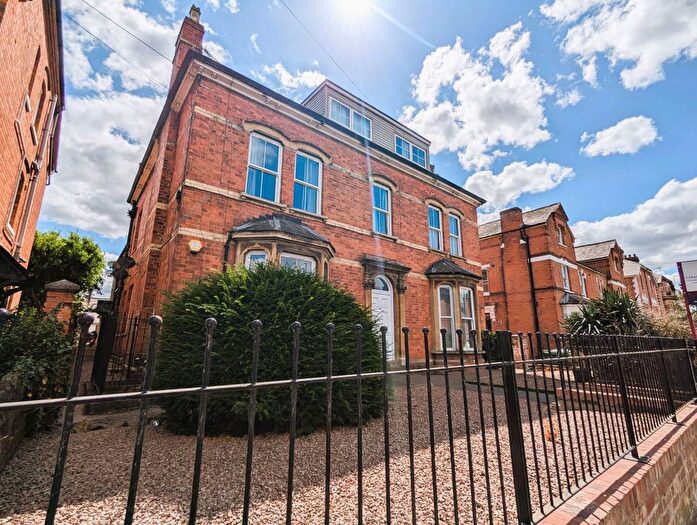 2 Bedroom Flat To Rent In Bromyard Road, Worcester, WR2