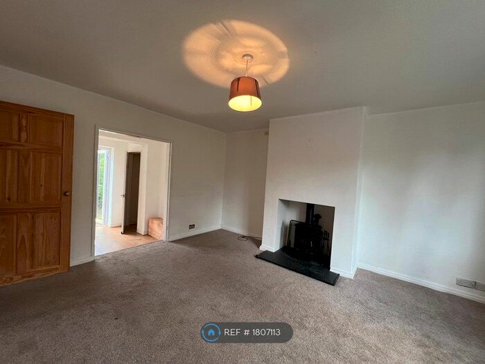 3 Bedroom Semi-Detached House To Rent In Ennerdale Avenue, Manchester, M27