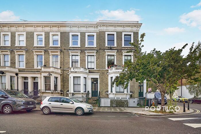 2 Bedroom Flat To Rent In Seagrave Road, SW6