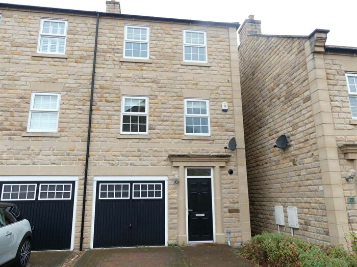 3 Bedroom Semi-Detached House To Rent In Scalebor Gardens, Burley In Wharfedale, Ilkley, LS29