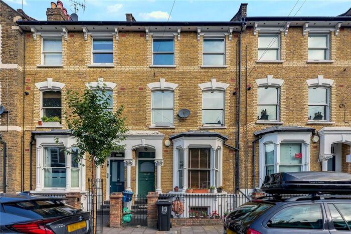 2 Bedroom Flat To Rent In Reighton Road, London, E5
