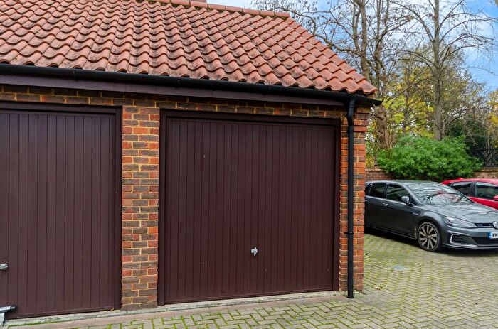 Garage / Parking For Sale In Millside Place, Old Isleworth, Isleworth, TW7