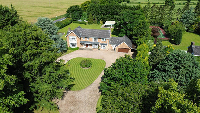 5 Bedroom Detached House For Sale In Butts Way, Aston Rowant, Watlington, Oxfordshire, OX49