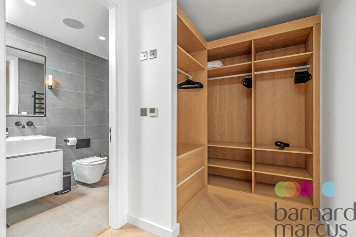 2 Bedroom Apartment To Rent In Oberman Road, London, NW10