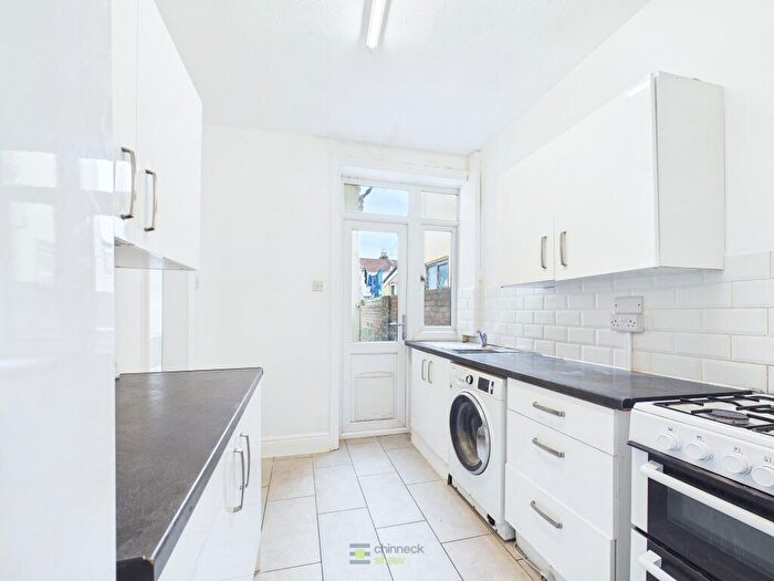 3 Bedroom Terraced House For Sale In Dover Road, Portsmouth, PO3