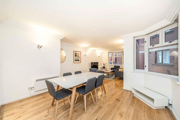 2 Bedroom Flat To Rent In Bourdon Street, London, W1K