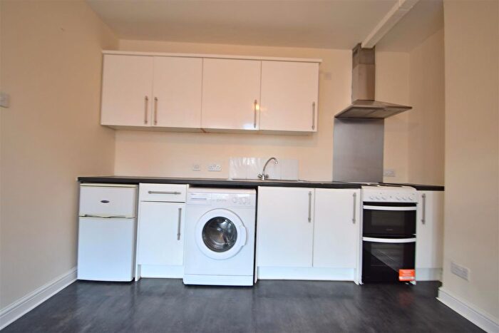 1 Bedroom Flat To Rent In Park End Road, Tredworth, Gloucester, GL1