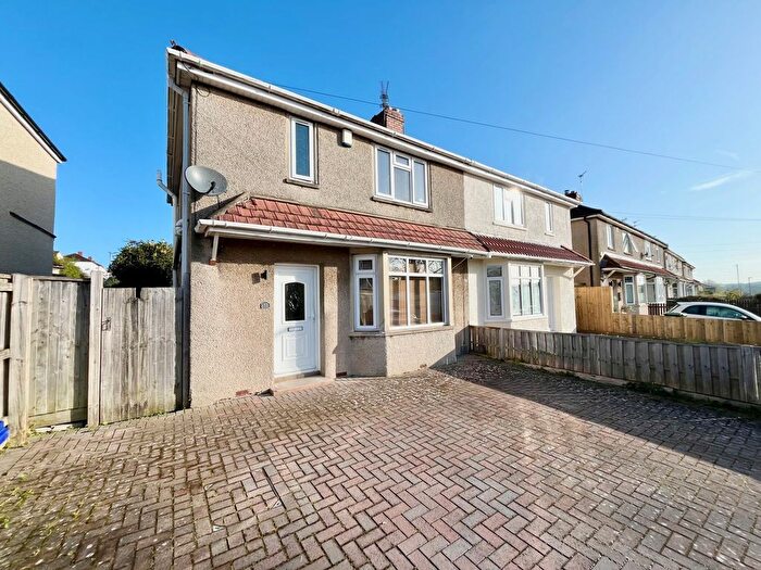 3 Bedroom Semi-Detached House For Sale In Courtney Way, Kingswood, Bristol, BS15