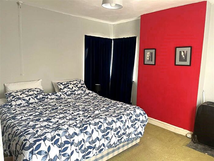 4 Bedroom Detached House For Sale In Green End Road, Sawtry, Huntingdon, PE28