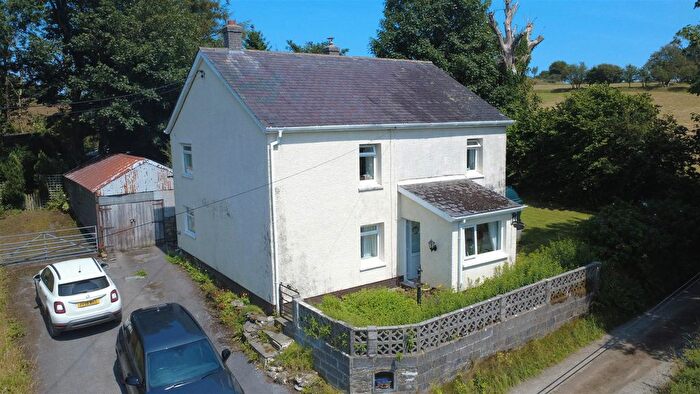 3 Bedroom Property For Sale In Tynreithyn, Tregaron, SY25