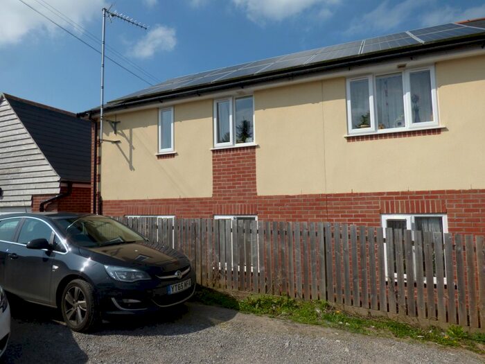 2 Bedroom Flat To Rent In Church Terrace, Gillingham, SP8