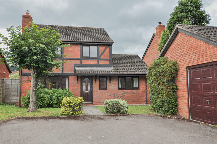 4 Bedroom Detached House To Rent In Harefields, Hildersley, HR9
