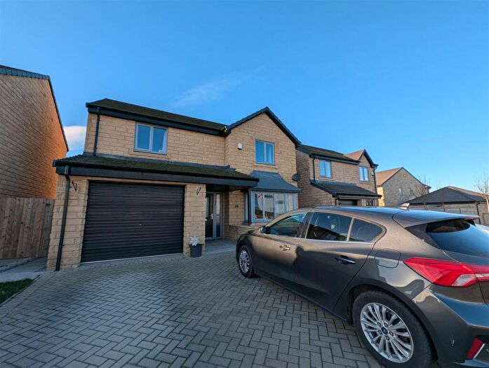 4 Bedroom Detached House For Sale In Elder Brook Avenue, Hurworth Moor, Darlington, DL2