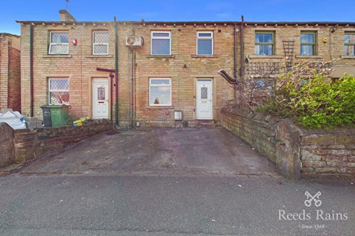 2 Bedroom Terraced House For Sale In Wakefield Road, Dalton, Huddersfield, West Yorkshire, HD5