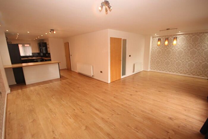 3 Bedroom Apartment To Rent In Bakers Court, Chester, CH3