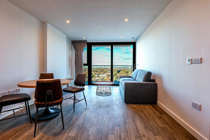 1 Bedroom Flat To Rent In The Well House, SM1