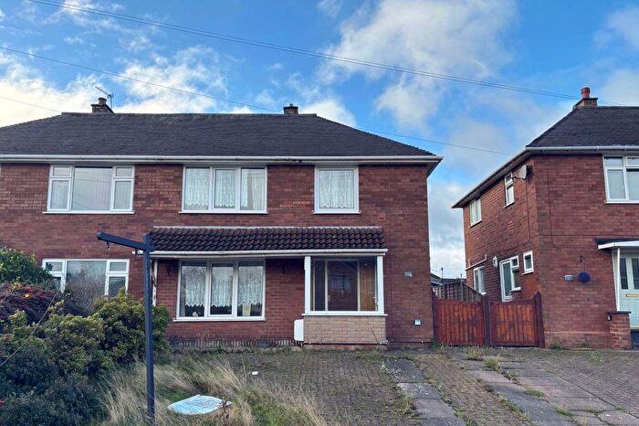 3 Bedroom Semi-Detached House For Sale In Westgate, Aldridge, Walsall, WS9
