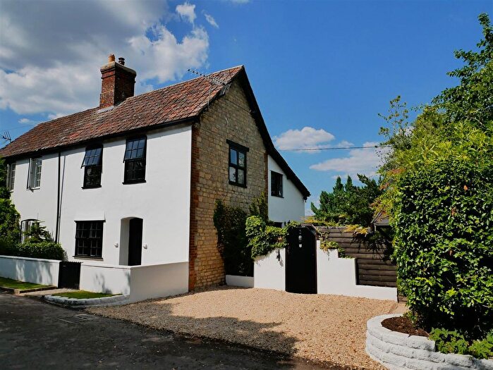 4 Bedroom Semi-Detached House For Sale In Hilmarton, Calne, SN11