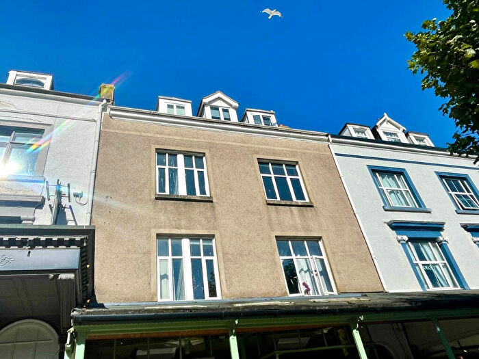 2 Bedroom Property To Rent In Mostyn Road, Llandudno, LL30