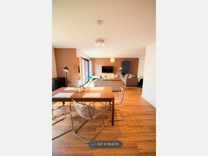 2 Bedroom Flat To Rent In Benson Street, Liverpool, L1