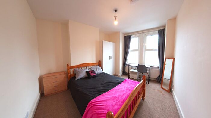 5 Bedroom Property To Rent In Whippingham Road, Brighton, BN2