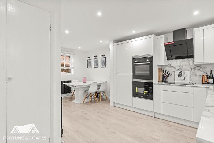 3 Bedroom Terraced House For Sale In Jerounds, Harlow, CM19