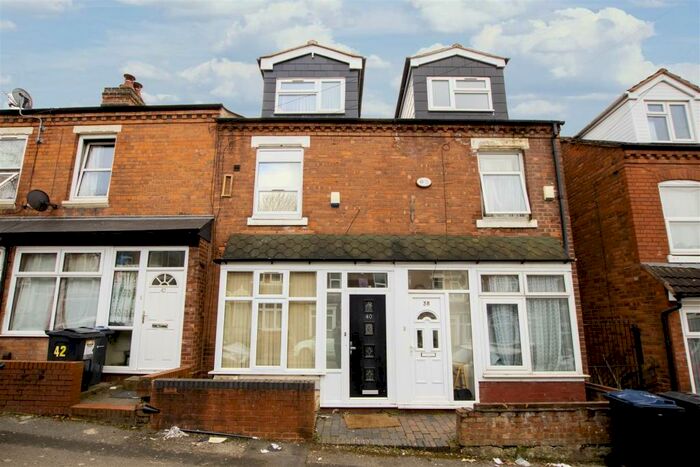 6 Bedroom House To Rent In Teignmouth Road, Birmingham, B29