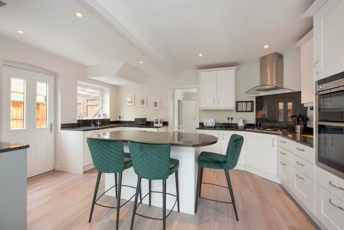 3 Bedroom Semi-Detached House To Rent In Church End Lane, Tilehurst, Reading, RG30