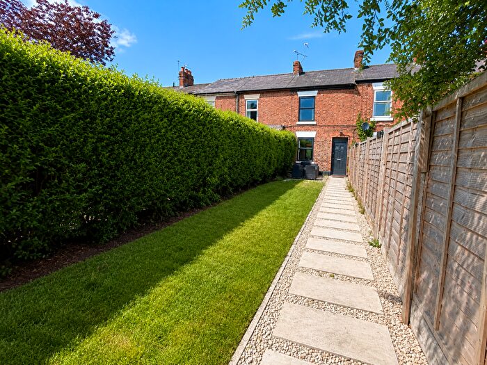 2 Bedroom Terraced House For Sale In Garden Terrace, Chester, CH3