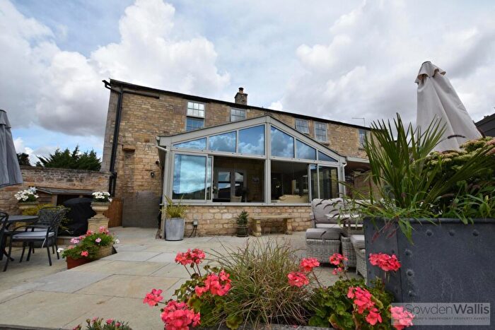 3 Bedroom Coach House For Sale In North Street, Stamford, PE9
