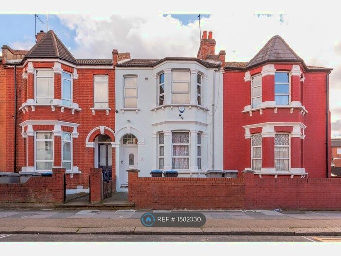 4 Bedroom Terraced House To Rent In Mora Road, London, NW2