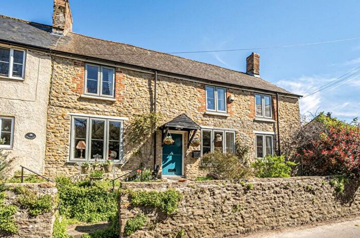 3 Bedroom Cottage For Sale In Brister End, Yetminster, Sherborne, DT9