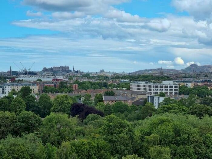 2 Bedroom Penthouse To Rent In Flat, Elfin Square, Edinburgh, EH11