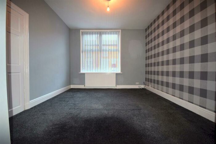4 Bedroom House To Rent In Ladysmith Street, Stockport, SK3
