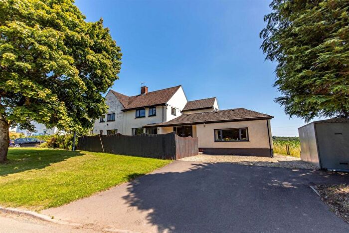 4 Bedroom Semi Detached House For Sale In St. Brides Place, St. Brides Super Ely, Near Peterston Super Ely, Vale Of Glamorgan, CF5