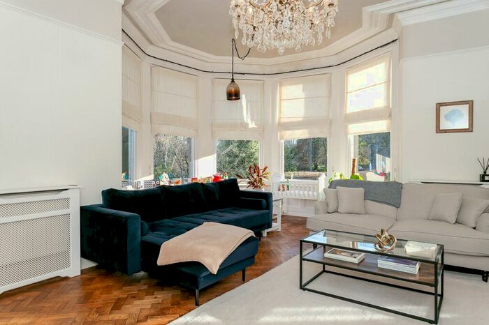 2 Bedroom Apartment To Rent In Park Avenue, Harrogate, HG2