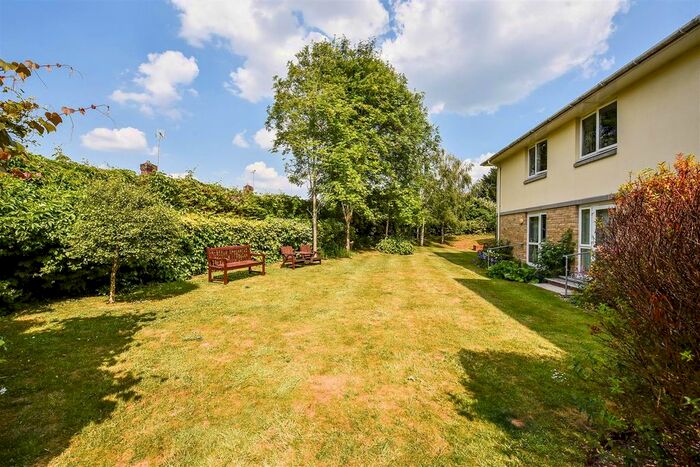 1 Bedroom Flat For Sale In Old Winton Road, Andover, SP10
