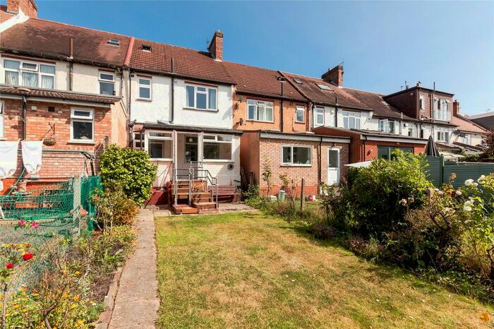 3 Bedroom Terraced House To Rent In Hebdon Road, London, SW17