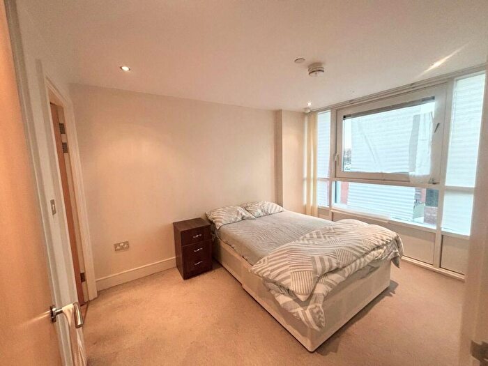 2 Bedroom Barn Conversion To Rent In The Litmus Building, City Centre, NG1