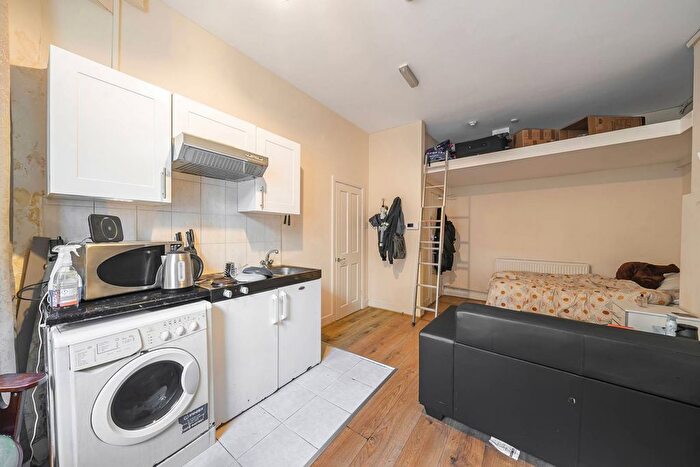 Studio To Rent In Cromwell Road, South Kensington, London, SW5