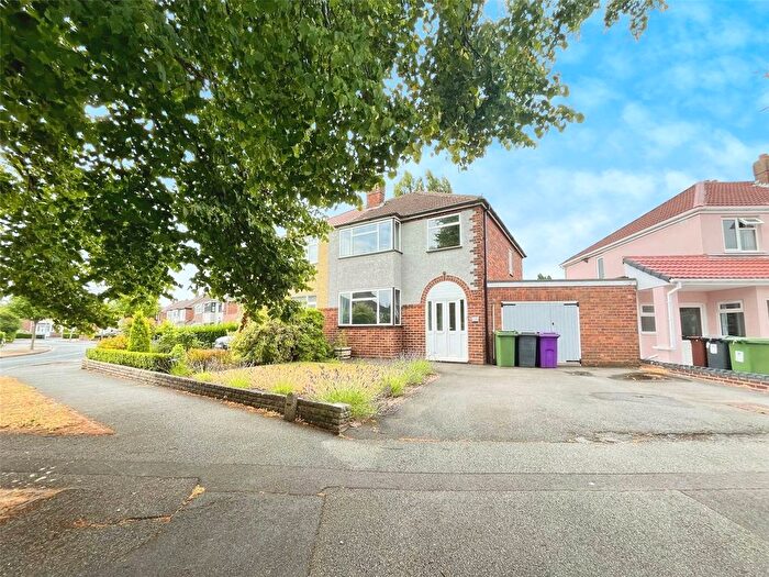 3 Bedroom Semi-Detached House To Rent In Fairview Road, Wednesfield, Wolverhampton, West Midlands, WV11
